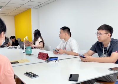 不凡學(xué)院 鄭州軟件開(kāi)發(fā)的卓越起點(diǎn)，前端與UI設(shè)計(jì)的專(zhuān)業(yè)搖籃